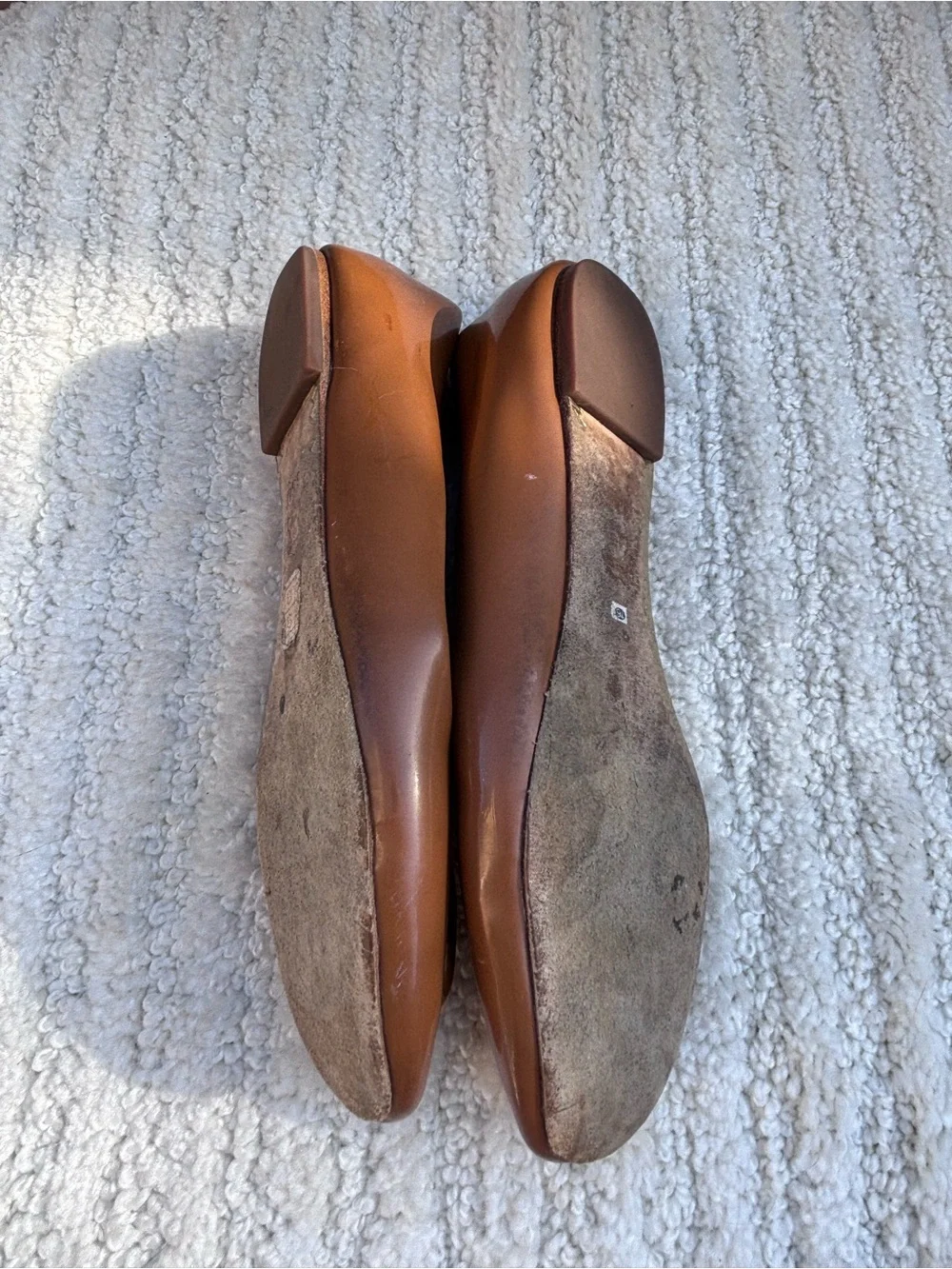Tory Burch Camel Brown Leather Logo Round-Toe Flats with Gold Emblem